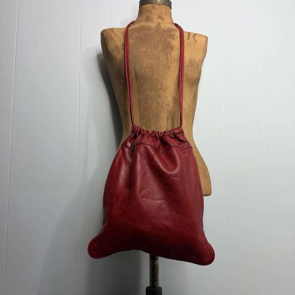 Hobo International Crossbody Bag Red Leather Hobo Vintage Hippie Purse - Picture 2 of 16